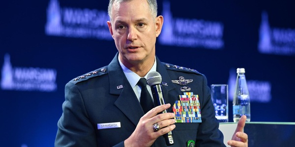 Comandante della Nato, 'non vogliamo la guerra ma se attaccati combatteremo'