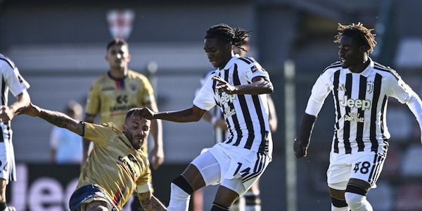 Juve, la Next Gen in dieci conquista un pareggio col Lumezzane: Mangiapoco un muro, Corradi fermo alla traversa