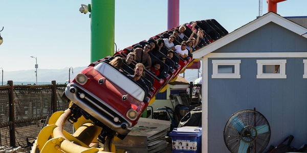 Incidente sulle montagne russe di Six Flags ad Atlanta, un morto e numerosi feriti