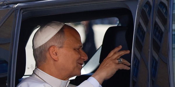 Il Papa operato per un adenocarcinoma polmonare