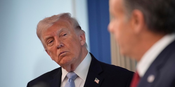 Media, Trump furioso, potrebbe interrompere intelligence con Kiev