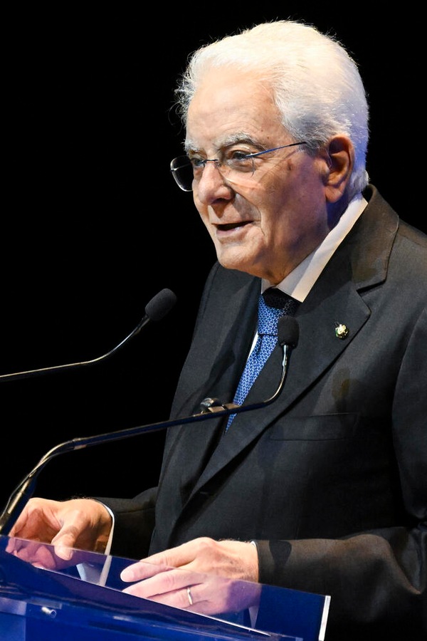 Domani Mattarella in Slovenia, si parla delle sfide Ue al vertice Arraiolos