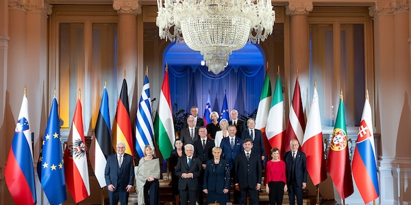 Mattarella, ormai indispensabili decisioni più veloci della Ue
