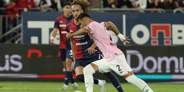 Calcio: Juve; Celik e Boga si allenano in gruppo verso la Lazio