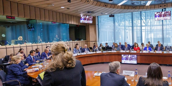 Ue, 'intesa sul dl bollette copre aumento dei costi del gas, non di Ets'