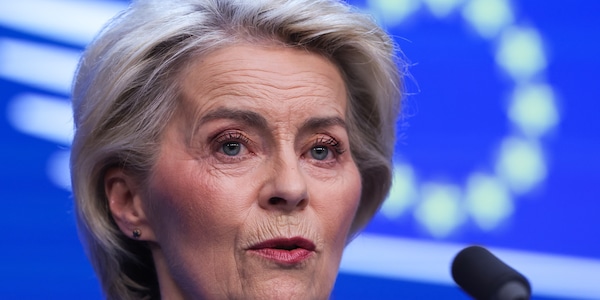 Von der Leyen, 'regolarizzazione migranti può avere effetto su frontiere'