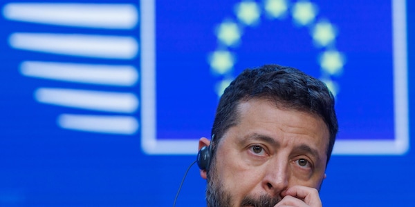 Zelensky, 'se cadiamo ci saranno 20 milioni di profughi in Europa'