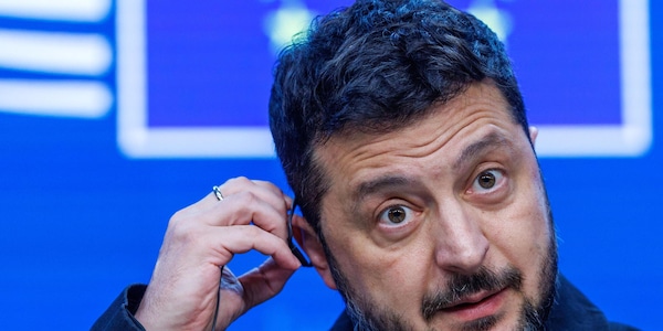 Zelensky, 'allentamento sanzioni Usa premiano e incoraggiano Putin'