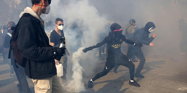 Proteste in Francia, il numero dei fermi salito a 272