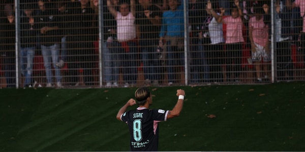 Il Palermo consolida il primato. Belotti non basta al Modena, il Pisa inguaia Pecchia