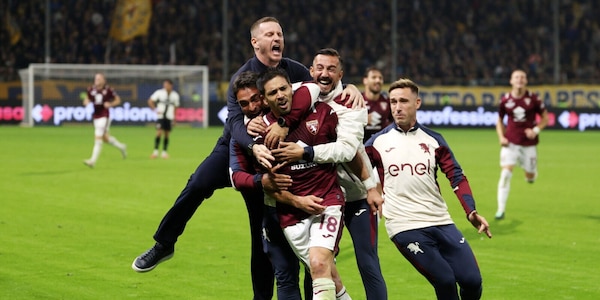 Doppio Simeone e Adams, Abate schianta il Parma: Torino, aggancio al Napoli e -1 dalla Juve