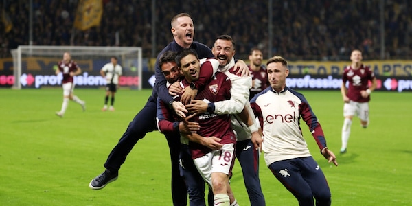 Doppio Simeone e Adams, Abate schianta il Parma: Torino, aggancio al Napoli e -1 dalla Juve