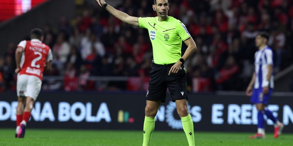 Conference: il portoghese Nobre arbitra l'Atalanta in casa dell'Ajax