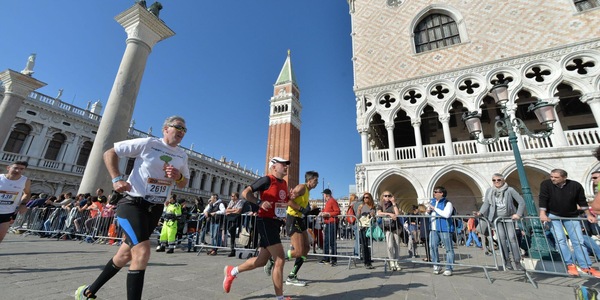 Torna domenica la Venicemarathon, 24mila runner da 124 Paesi