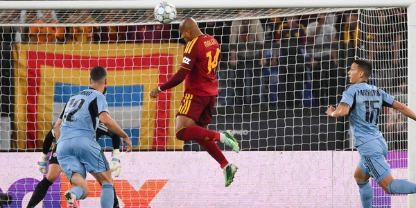 Champions: Roma travolge il Bratislava, Napoli soffre ma vince con il Bodo