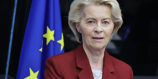 Von der Leyen, 'finché Mosca non pone fine alla guerra le sanzioni Ue restano'