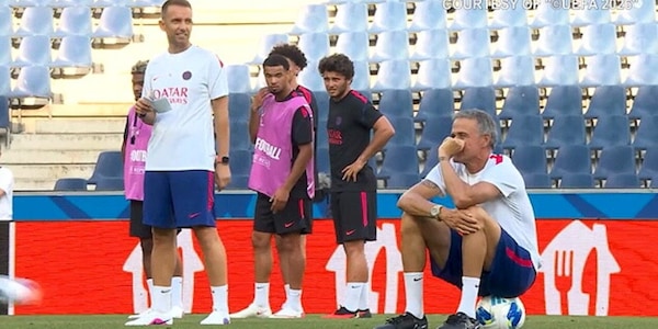 Psg, grave infortunio per Kvara