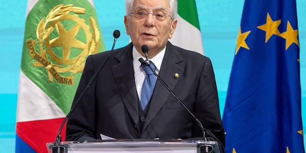Mattarella, serve sguardo di ampia visione, farsi carico del malessere dei giovani