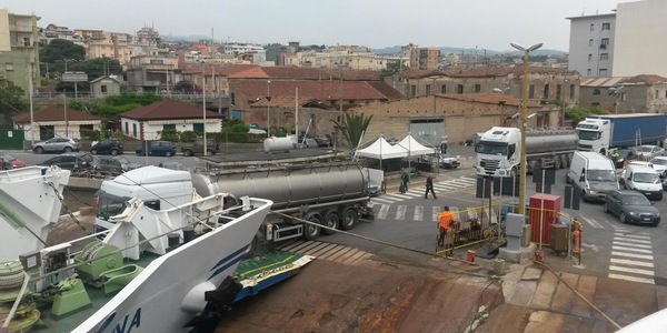 Protesta Tir, regolare traghettamento tra Calabria e Sicilia