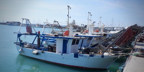 Protesta si estende alla pesca, pescherecci fermi in numerosi porti in Adriatico