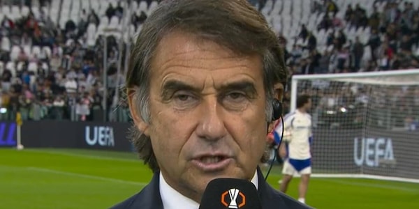 "Anni di errori, la maglia Juve pesa e lo vedo". Poi la risposta in diretta tv sul futuro di Spalletti
