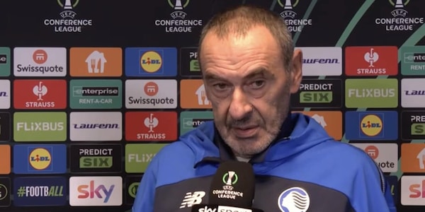 Sarri: "Partita europea, ma ci mancavano 4 centrali. Dispiace per i tifosi"
