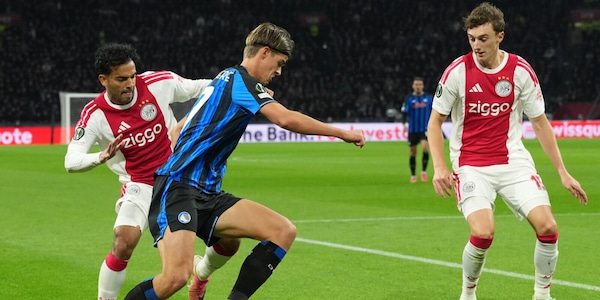 Flop De Ketelaere, Bellanova ci prova: pagelle Ajax-Atalanta