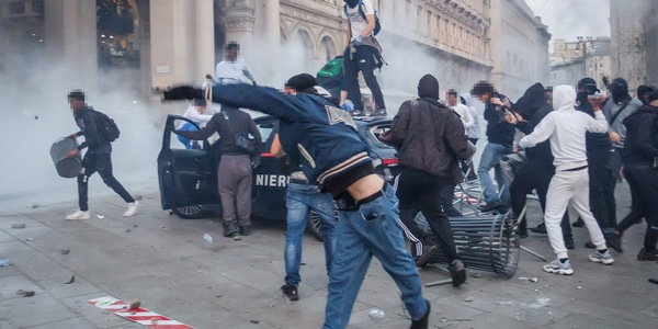 Scontri del 17 e 18 ottobre, perquisizioni della Digos in diverse città