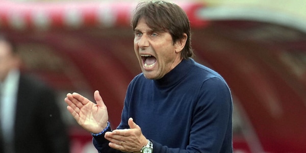 Conte, il silenzio è finito: la risposta sulle trattative e il messaggio sul ritorno in panchina