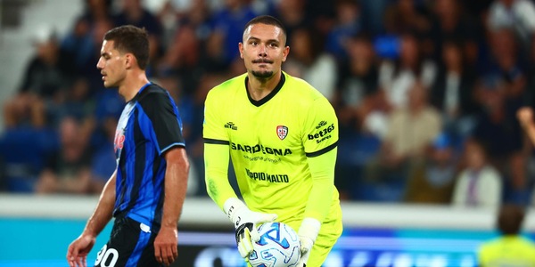 Cagliari: il portiere Caprile prende la cittadinanza albanese