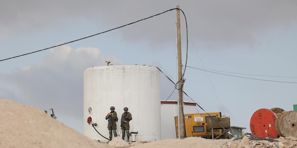 Idf, 'parte a Hebron operazione antiterrorismo. Residenti interrogati, poi via'