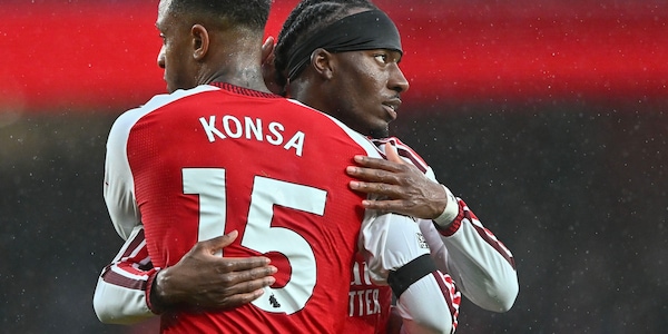 Premier: l'Arsenal batte l'Everton e aggancia il City in vetta