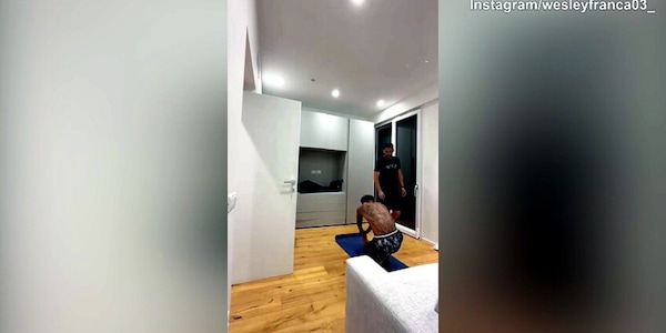Roma, la concentrazione di Wesley dopo le parole della moglie