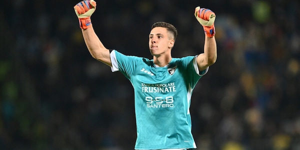 Frosinone vincente con Over, reti a Firenze e Liverpool