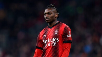 https://cdn.tuttosport.com/img/800/600/2024/02/27/181450281-39e92652-07b2-4c6c-bffe-aeb64a04b2d8.jpg Leao: “Quando 50 incappucciati entrarono allo Sporting con cinture e spranghe”