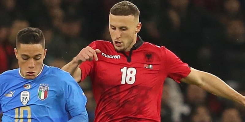 https://cdn.tuttosport.com/img/800/600/2025/07/03/095428839-3b952178-1b6b-4828-821c-840d70c85574.jpg