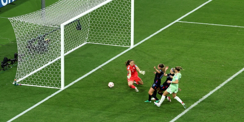 https://cdn.tuttosport.com/img/800/600/2025/07/22/214312157-8550f53e-38b9-41e4-b80f-2c687f1f4f67.jpg