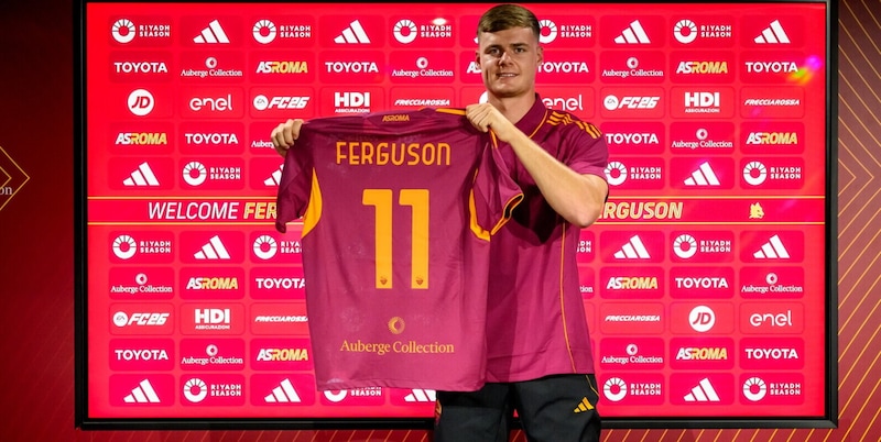 https://cdn.tuttosport.com/img/800/600/2025/07/23/082007001-35e5df60-ec74-4c25-8a15-a06746ce8a0a.jpg