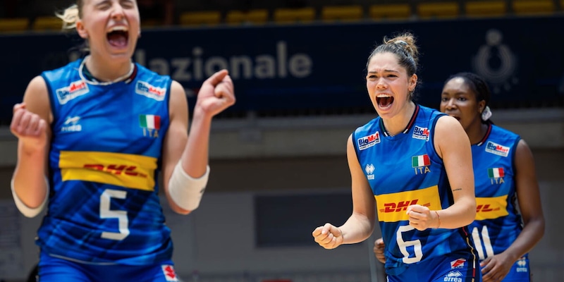 https://cdn.tuttosport.com/img/800/600/2025/07/28/122256527-11d5c481-8892-4c09-a060-09d1825dc9da.jpg