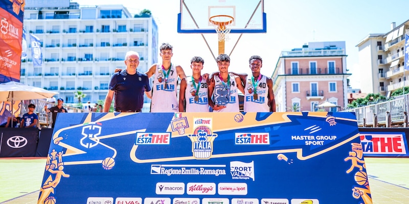 https://cdn.tuttosport.com/img/800/600/2025/08/01/144256312-558f4b1c-bb8b-487d-ae5d-9f00e3ad9766.jpeg