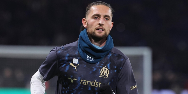 https://cdn.tuttosport.com/img/800/600/2025/08/19/165657842-e3e5675a-5179-4232-aeb5-da3617218103.jpg