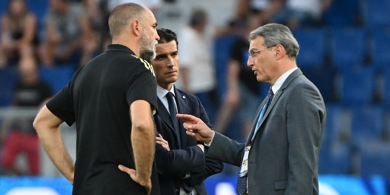 https://cdn.tuttosport.com/img/800/600/2025/08/22/081535708-5a4a8717-3877-4986-8e9d-0f4b6f25a152.jpg