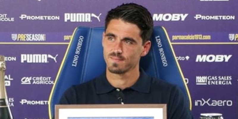 https://cdn.tuttosport.com/img/800/600/2025/08/23/104845879-49ca679c-231b-4c2d-aefd-8602ca0d27f9.jpg