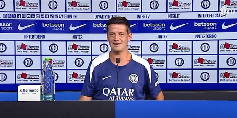 https://cdn.tuttosport.com/img/800/600/2025/08/24/122644252-eac6d7b4-da60-4981-9a69-3a84b0257c73.jpg