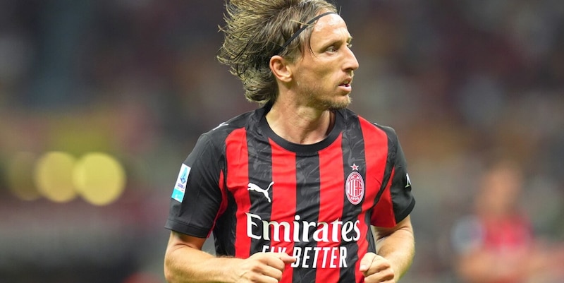 https://cdn.tuttosport.com/img/800/600/2025/08/27/091641192-58bdb78b-93dc-4b7c-930c-fa6456650a37.jpg