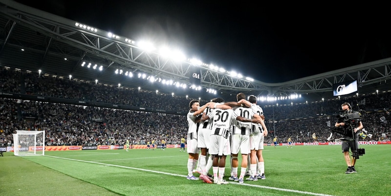 https://cdn.tuttosport.com/img/800/600/2025/08/27/093948104-c25b7348-60a9-49c3-847e-11a5be39ac4f.jpg