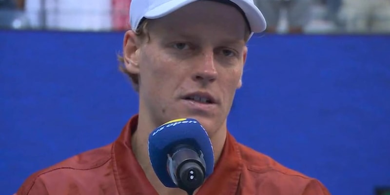 <p>Sinner dopo Shapovalov: &quot;Diventa sempre pi&ugrave; dura fisicamente e mentalmente. Il pubblico...&quot;</p>