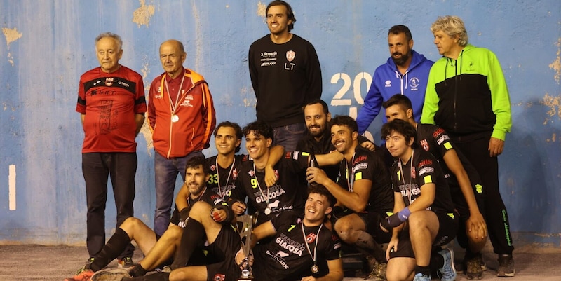 https://cdn.tuttosport.com/img/800/600/2025/09/01/190602738-f07e92fd-647a-4196-8823-1edea45c8644.jpg