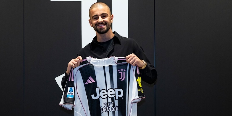 https://cdn.tuttosport.com/img/800/600/2025/09/02/072523057-3f4dee9a-7a64-42dd-be5c-97db1c60677b.jpg
