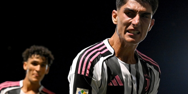 https://cdn.tuttosport.com/img/800/600/2025/09/05/092118320-62bdae6a-10bd-4a27-ad3a-ba57246b0261.jpg